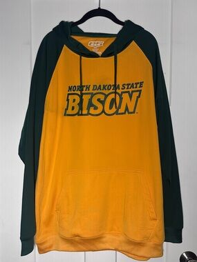North Dakota State Bison Men's Gold & Green Hoodie Sweatshirt NDSU